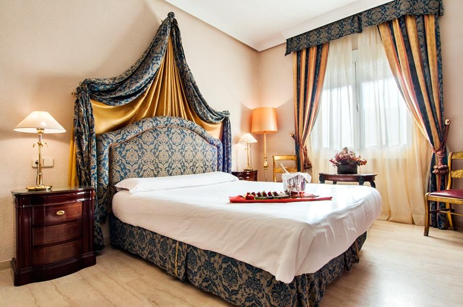 Hotel Del Val - Parking Gratuito Андухар Экстерьер фото