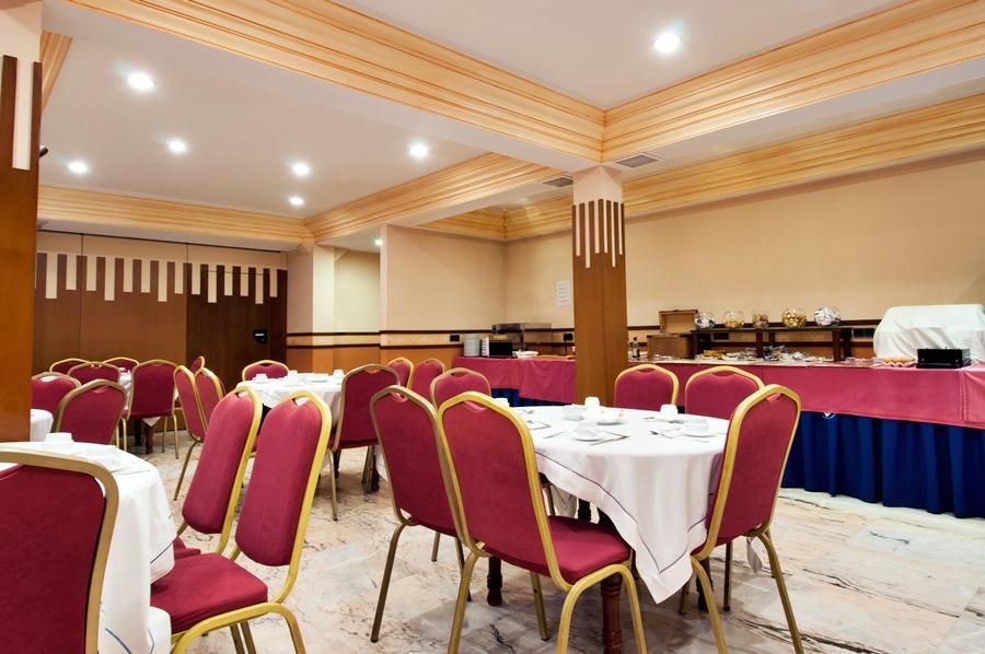 Hotel Del Val - Parking Gratuito Андухар Экстерьер фото