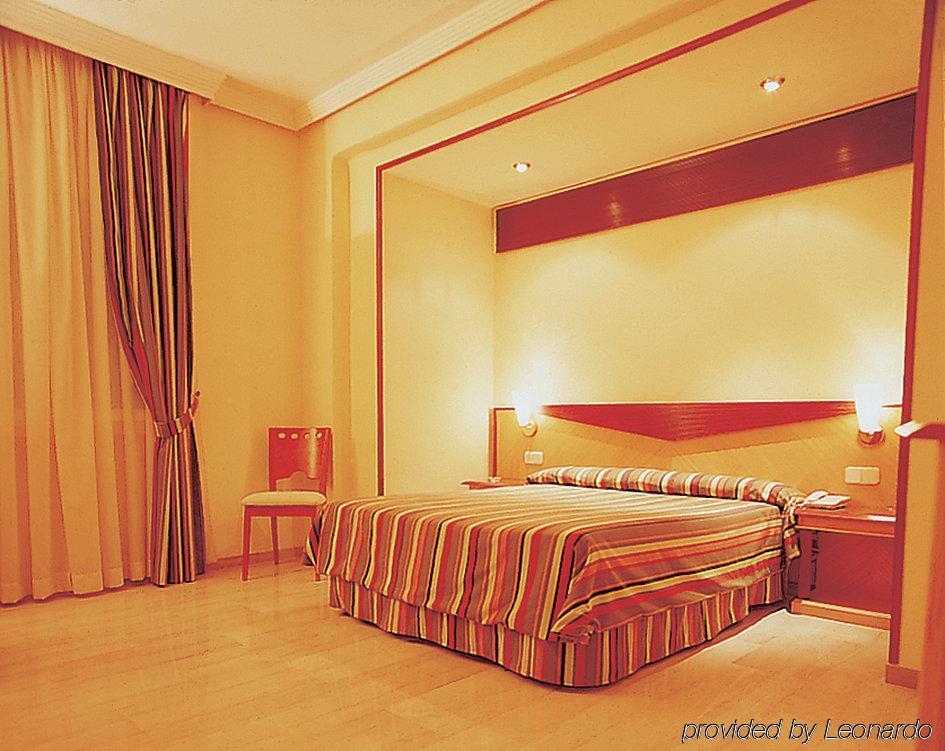 Hotel Del Val - Parking Gratuito Андухар Номер фото