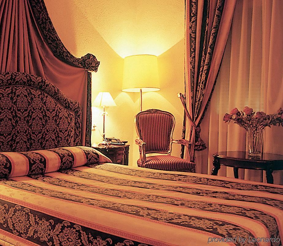 Hotel Del Val - Parking Gratuito Андухар Номер фото