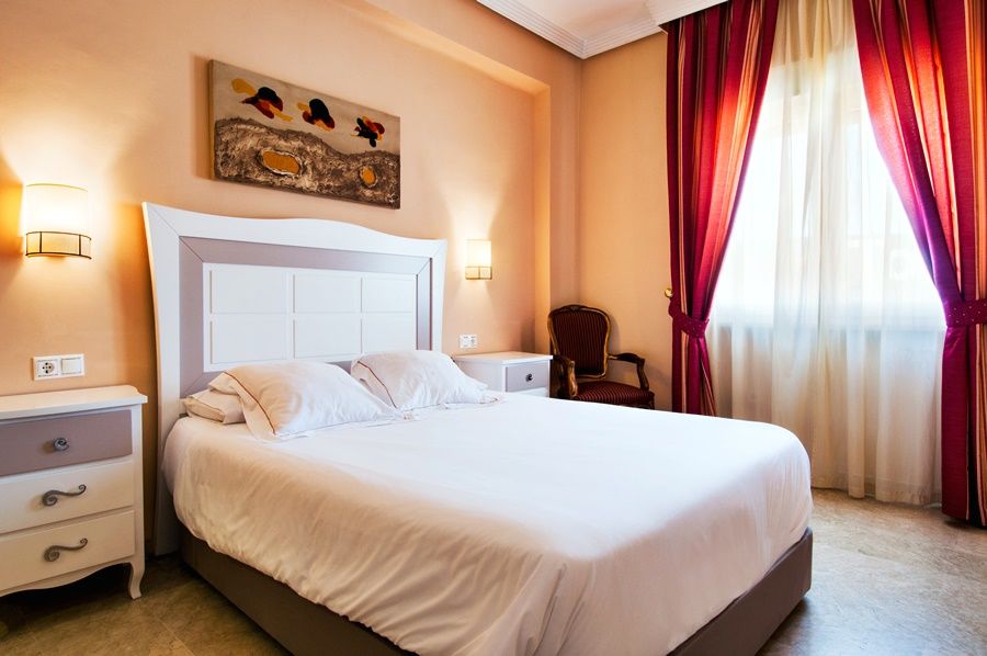 Hotel Del Val - Parking Gratuito Андухар Экстерьер фото
